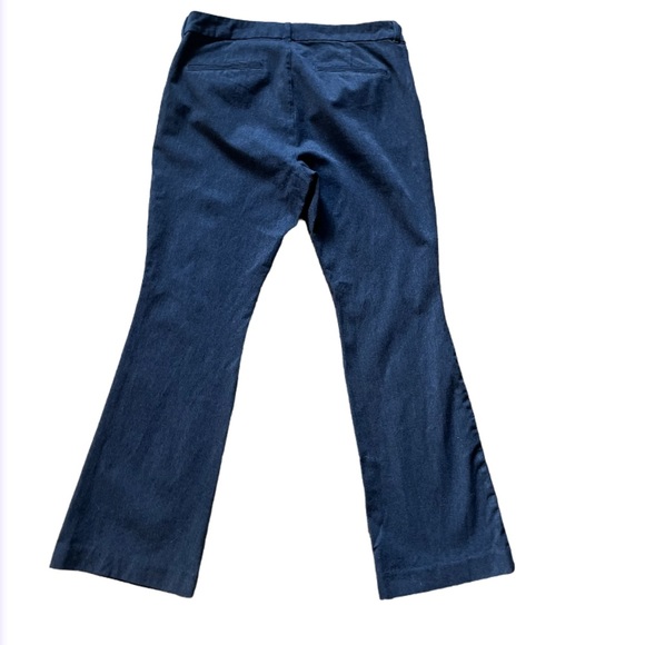 Old Navy HighRise Pixie Flare with Secret Smooth Pockets Blue/Gray Pants Size 14 - Picture 3 of 11
